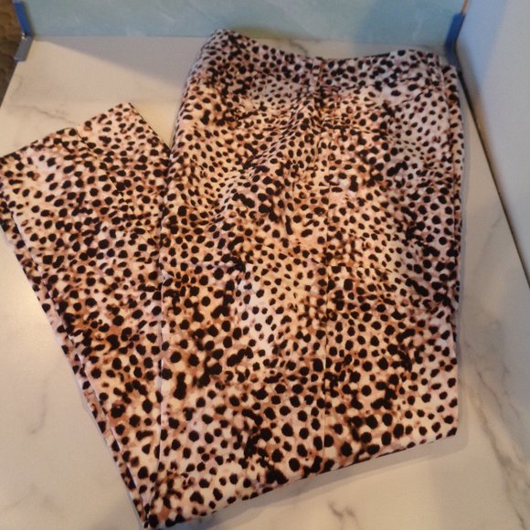 Kelly Animal Printed Pants Khaki Sand Crop Ankle - Picture 2 of 4